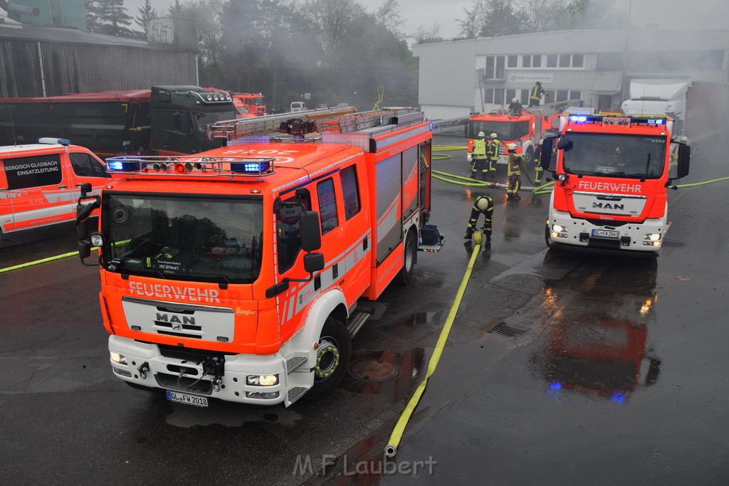 Feuer 4 Bergisch Gladbach Gronau Am Kuhlerbusch P208.JPG - Miklos Laubert